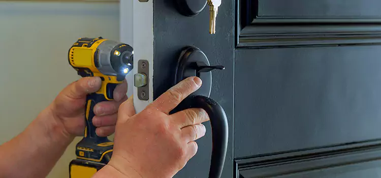 Locksmith Emergency Service Navarre