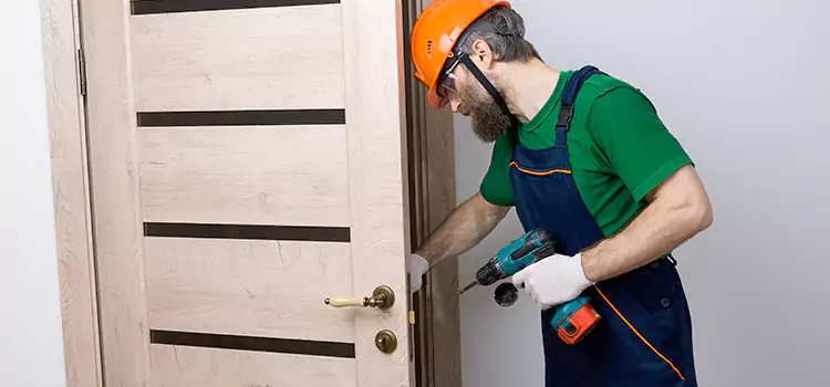 Replace Internal Door Handle with Lock Navarre